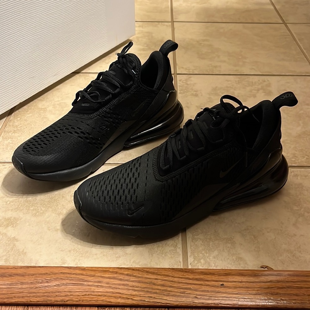 Nike Air Max 270-All Black